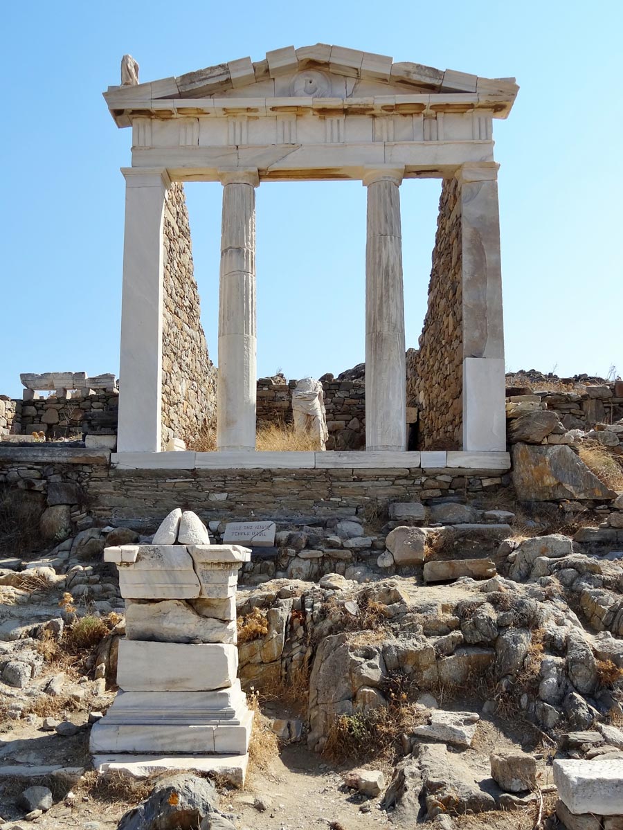 Isis temple at Delos