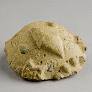 Vessel fragment with gemlike motifs