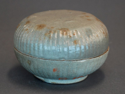 Covered bowl