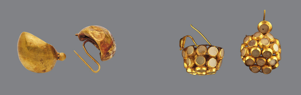 Gold earrings