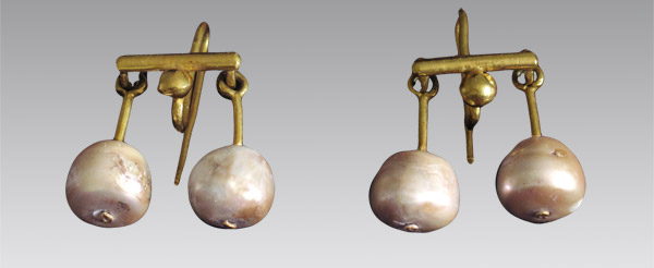 Double pearl pendant earrings
