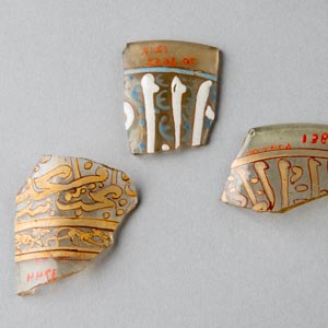 Fragments from different vessels or lamps